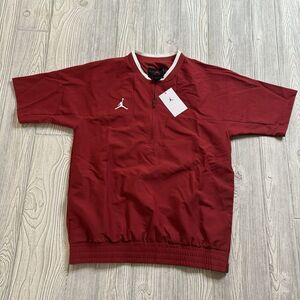 Nike Air Jordan Jumpman Logo SS Coaches Jacket Men’s S Burgundy CV5858-613 New